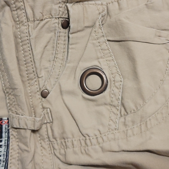 Bermuda shorts - Picture 3 of 8